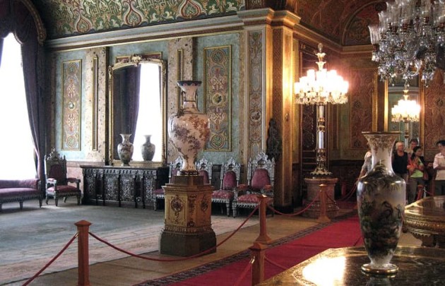 伊斯坦布尔的奥斯曼宫殿描绘了土耳其多彩的历史