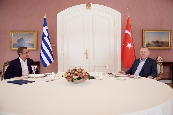 希腊总理米索塔基斯和埃尔多安同意缓解伊斯坦布尔的紧张局势