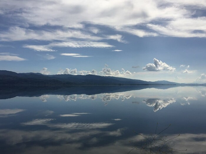 希腊旅行：十大最美湖泊