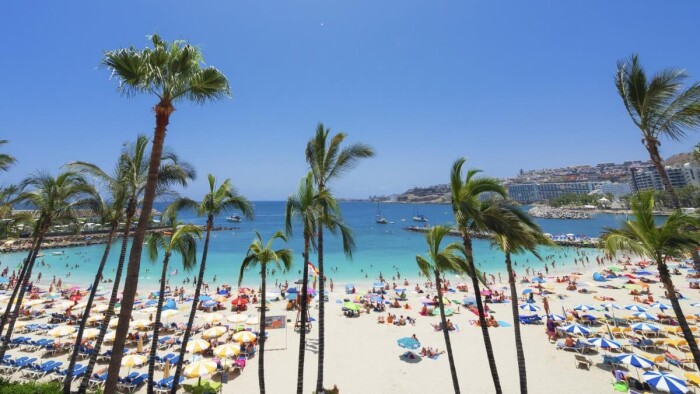 西班牙本季再次对在热门旅游度假海滩吸烟征收30欧元的费用