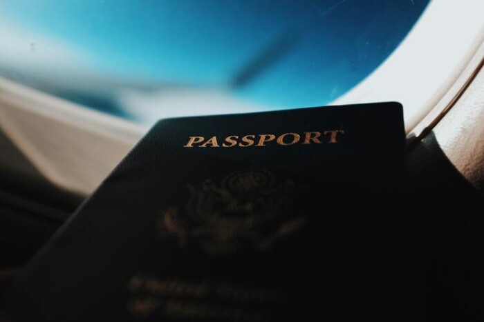 哪些国家提供最快入籍途径护照移民项目？