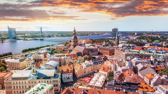 拉脱维亚的黄金签证：通往欧盟生活的独特之路！