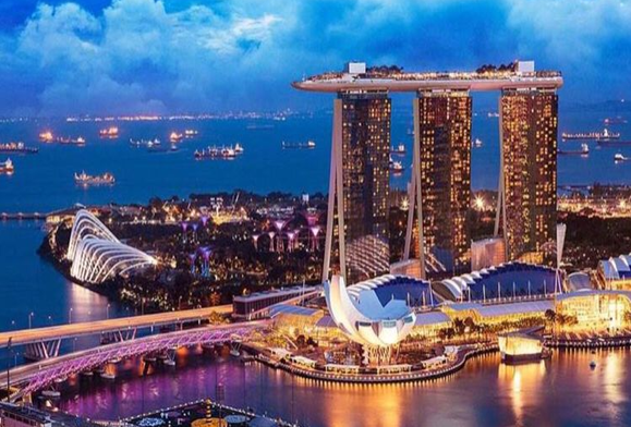 出国新加坡中介如何判断是否正规  收费要透明合同要正当
