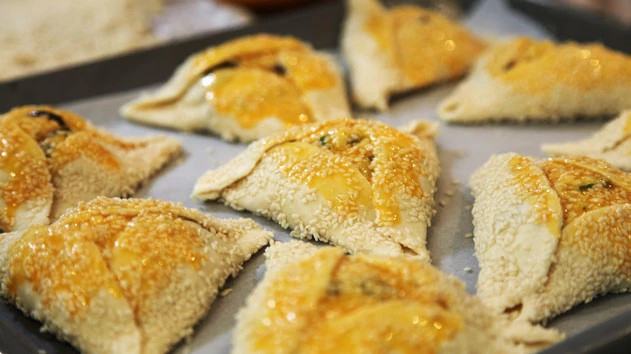 塞浦路斯特色食品：乳酪饼麸劳乌那，你尝过吗？