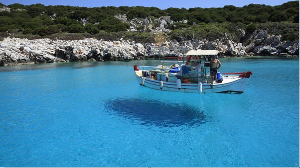 探索希腊今年最受游艇爱好者欢迎的5个岛屿